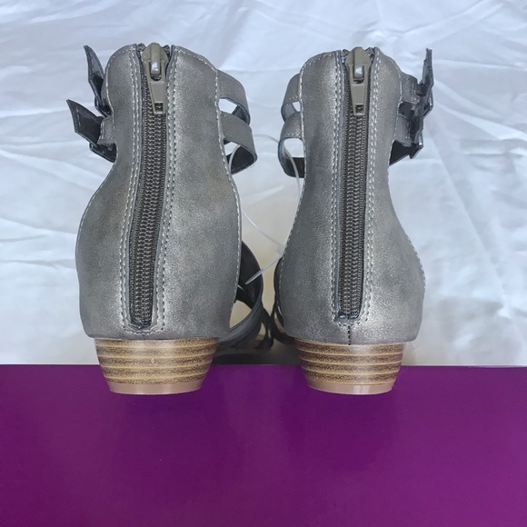 Rampage Gladiator Sandals - Picture 3 of 7